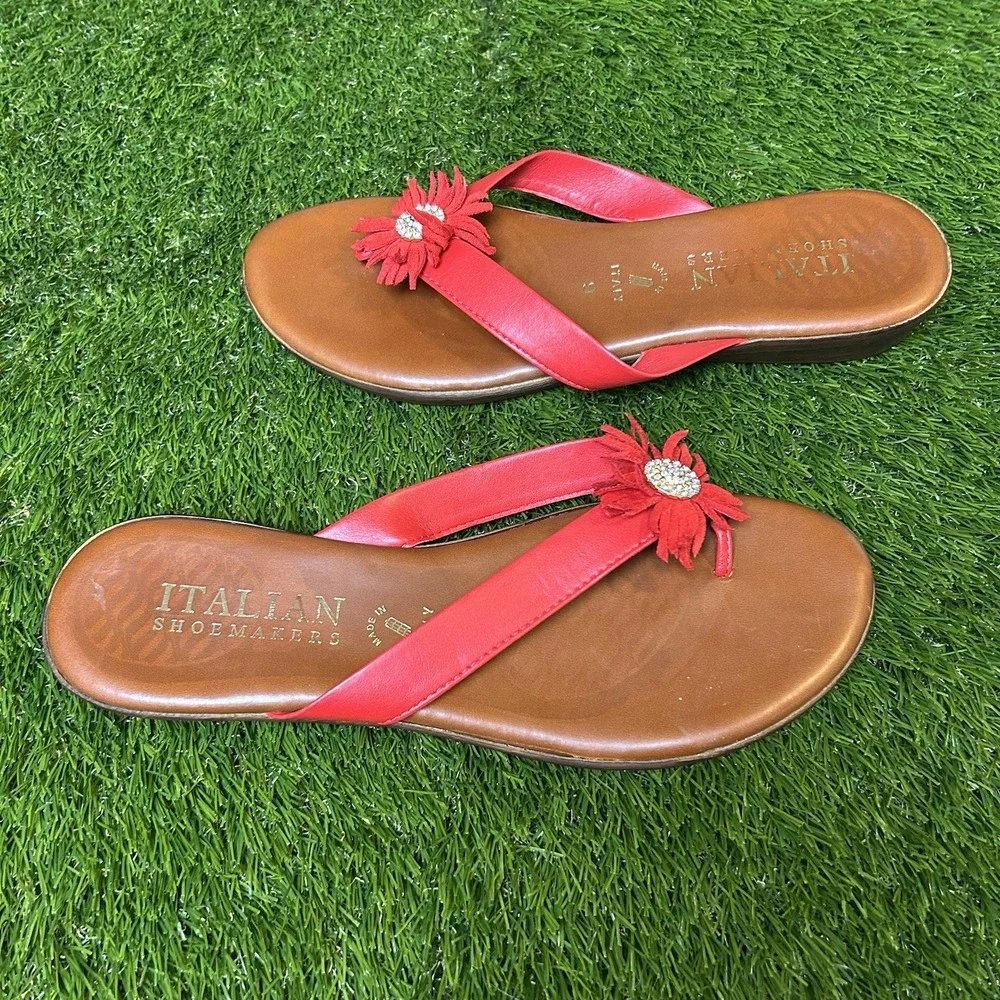 Italian Shoemakers Red Flower‎ Rhinestone Wedge Flip Flop Sandals Womens 9 Italy